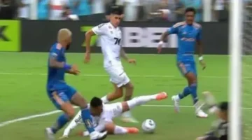 نيمار يقود سانتوس للبقاء في الدوري البرازيلي وتأمين بطاقة التأهل لكأس سود أمريكانا 1